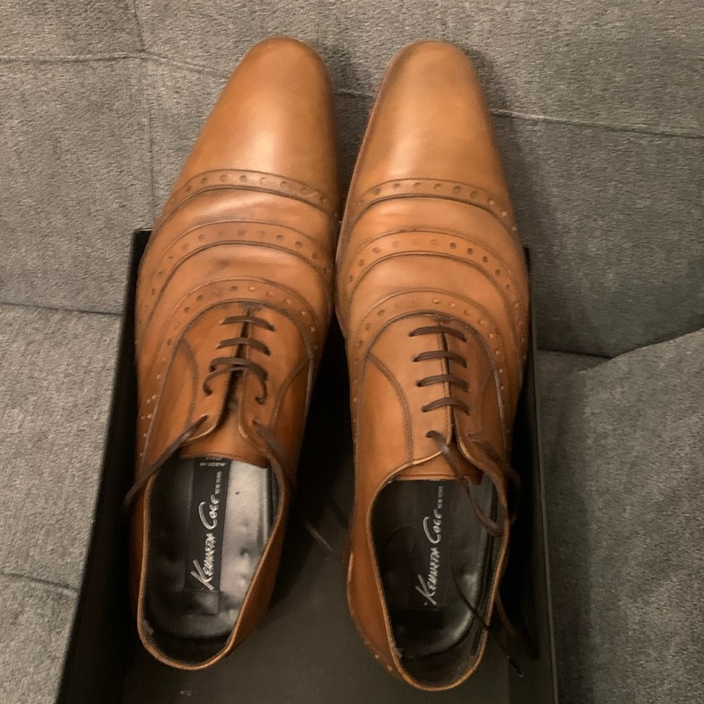 Kenneth Cole British Tan Wingtips